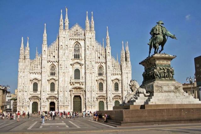 Flat In Piazza Duomo Apartment Milan Luaran gambar